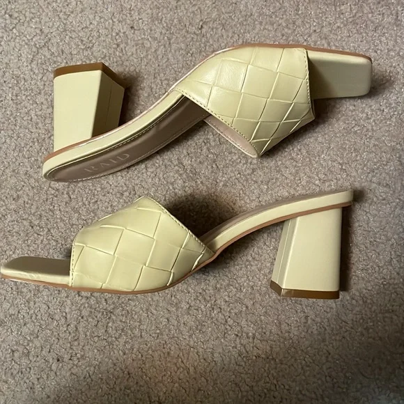 RAID | Albie | Woven | Slip-On | Block Heel |Sandals | Pastel Yellow | Size 38 - Picture 10 of 11